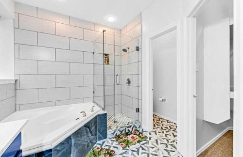 4 BR w/ Pool 10 min to Six flags, AT&T Stadium & Glode Life Park - Foto 14