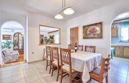 Stunning Home In Labin With Wifi - Photo 4