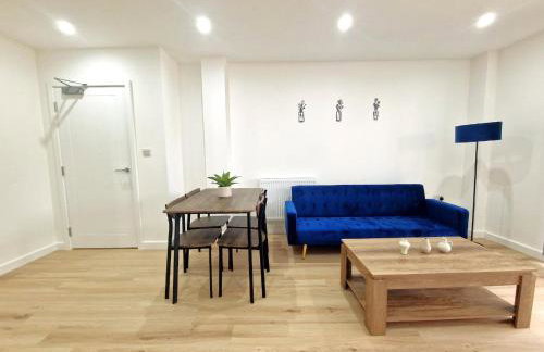 FlexiLux Stays - Luxury Brand New Apt L1B134 - Foto 8