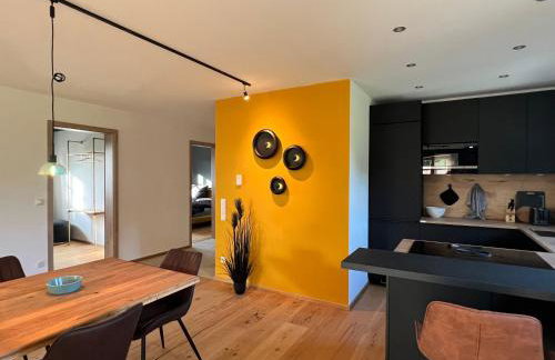 Stay Nice Apartments Dorfen Nähe München Jacuzzi Grillkota 75 Zoll TV - Foto 3