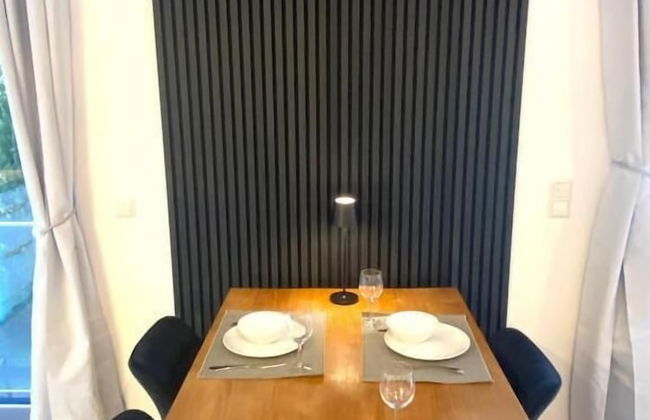 2 Bedrooms Flat in Center with Parking - Photo 16