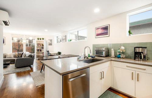 City-View Modern - Photo 14