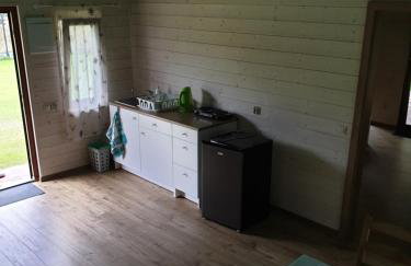 Domki Letniskowe Między Jeziorami w Lipnicy - Foto 20