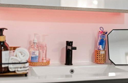 Elegant Bd,EWR AIRPT,Nyc, Free Pkng, Prudential CNTR, American Dream Mall - Foto 21