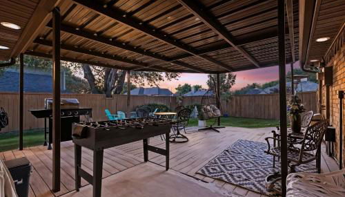 3-BD 2-BA Frisco Getaway - Backyard Patio BBQ - Foto 2