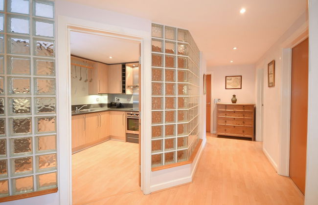 Town or Country - Greenwich Apartments - Foto 7