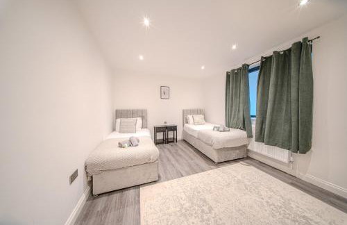 9 Royal Oak Brentwood - 2 Bed - Free Secure Parking - Contractor Stays - Long Stays - Foto 10