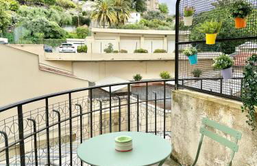 Winter Palace - Parking - Centre - Calme - Foto 8