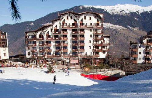 Appartement rénové au centre de La Tania avec parking - FR-1-568-47 - Foto 10