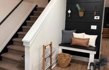 Spacious 4BR House Near Downtown, Perfect for Groups & Pets - Foto 48