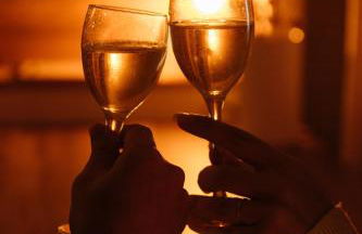 Les Rivières O'rientales Homerepublique à Cravant avec Jacuzzi - Foto 24