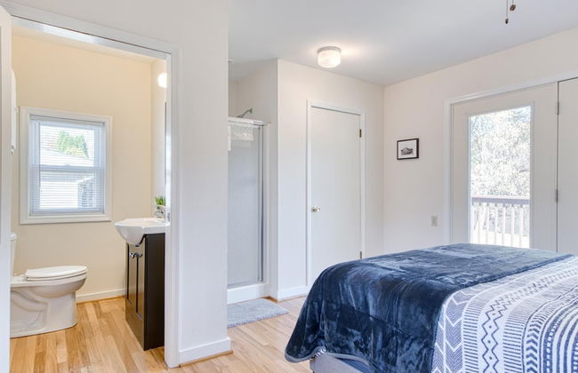 New River 3BR - Fishing, Kayaking, Hot tub, VT Game Weekends - Photo 7