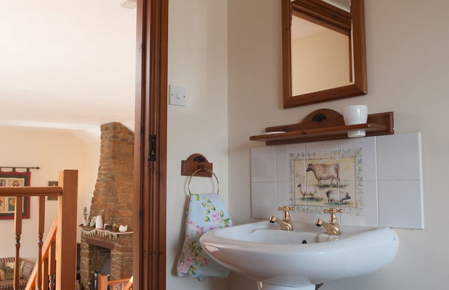 Frankaborough Farm Holiday Cottages - Photo 13