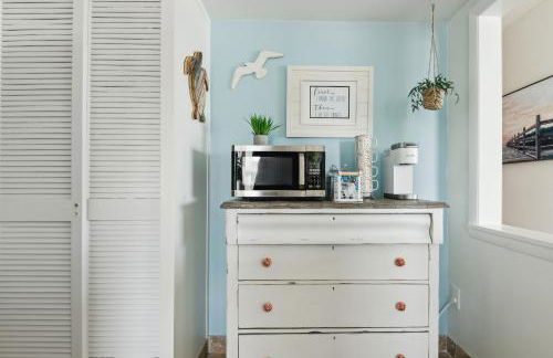 Sunrise at the Beach - 2BR Apt with Scenic Views - Foto 21