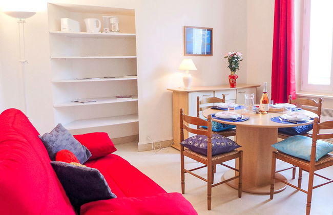 1 bedroom Apartment in La Richardais with garden - Photo 9