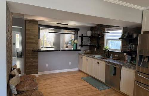 Ground-level bed bath house1mi to the beach sleep8 - Foto 38