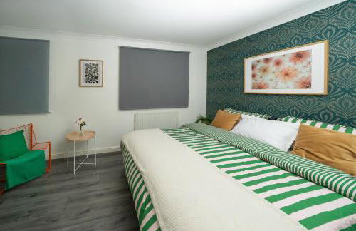 Duplex 2-Bed House with free Parking Near Greenwich O2 and city centre - Foto 24