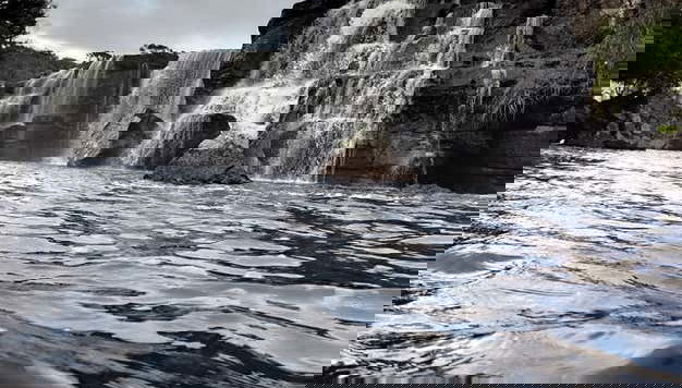 Venâncios Waterfalls Day Trip - Foto 3