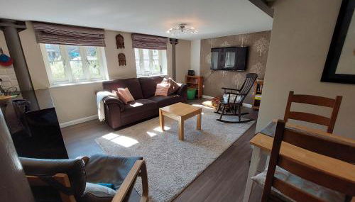 Old Brewery home with pool and gym access - Foto 5