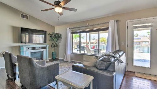 Mod Casa Grande Home with Patio on the Water! - Foto 5