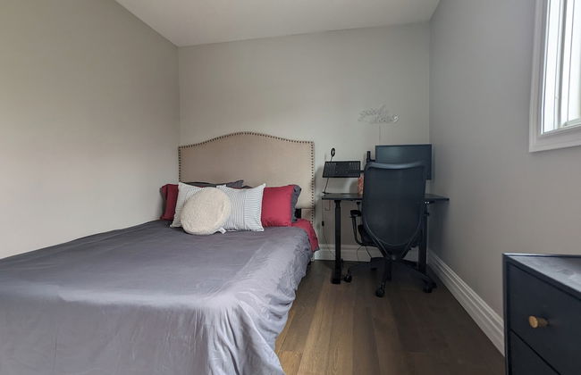 Mississauga Manor - Meadowvale - Foto 16