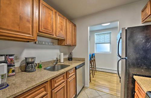 Central and Contemporary NJ Condo Steps to Shore! - Foto 7