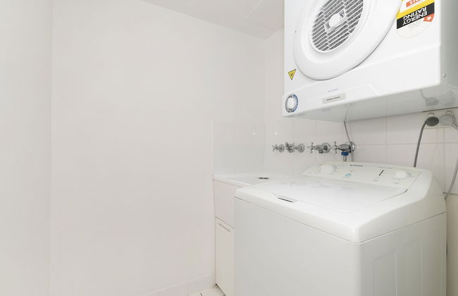 The Astor Apartments - Photo 37