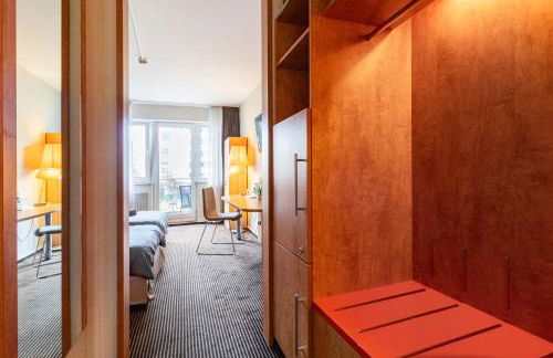 Nähe Frankfurt Messe mit Netflix und Balkon - Foto 25