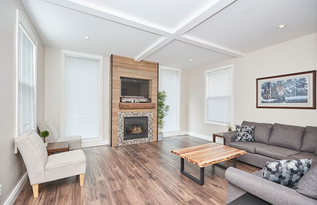 Magnificent Stay by The Falls - Foto 1