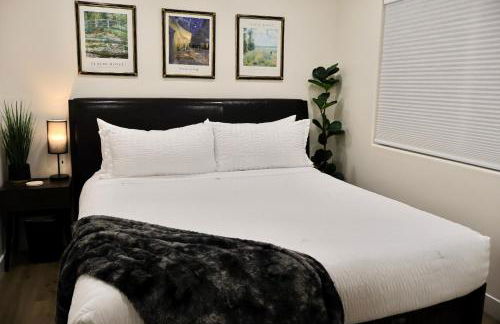 2 Masters, Newly renovated with new furnishings - 4BR 3BA - Photo 38