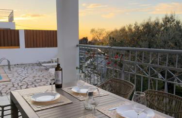 Regina Villa - Photo 5