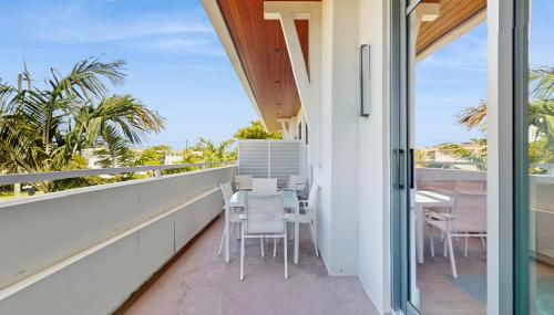 SoCe Flats 204 - Photo 2