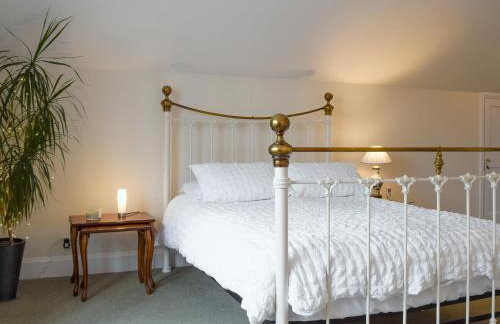 The Long House - Photo 13