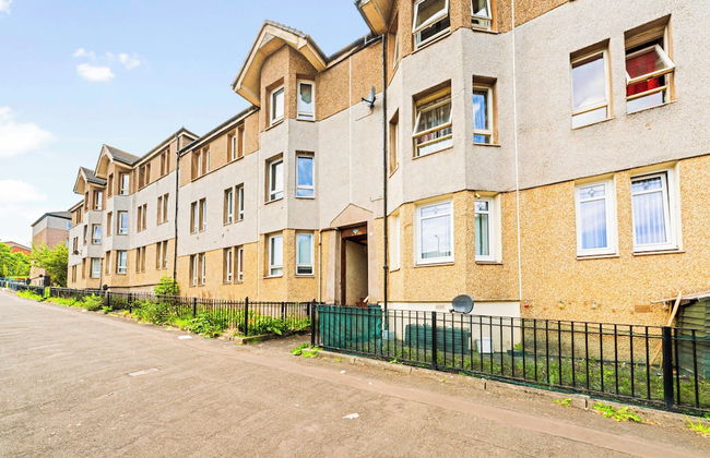 Warm Cosy Family Home With Free Parking - Foto 34