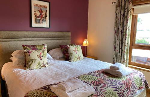 Copper Beech Lodge with Hot Tub - Foto 16