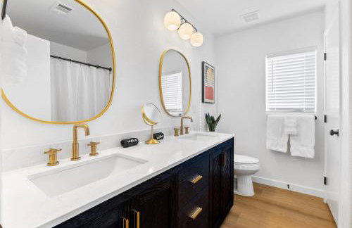 6BDRM Amazing Game RoomHeated Pool3KING4QUEEN - Photo 23