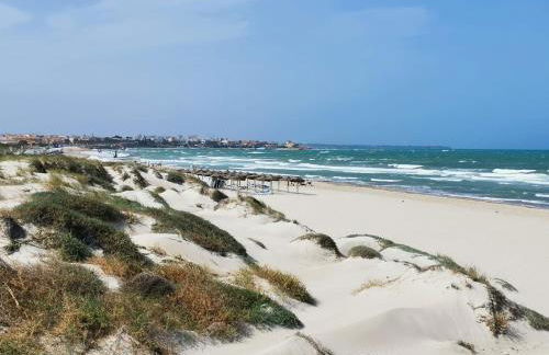 BONITO ADOSADO CON PISCINA A 200 M DE LA PLAYA - Foto 35