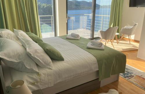 Vila Hera Korčula, Special one, pool, right on the sea,parking, 8 people - Photo 28