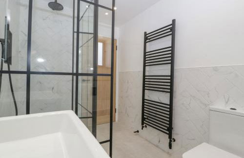 Basswood Barn - Photo 22