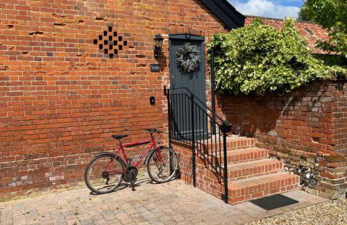 The Tack Room Cottage - Sleeps 4, Garden & Parking - Foto 66