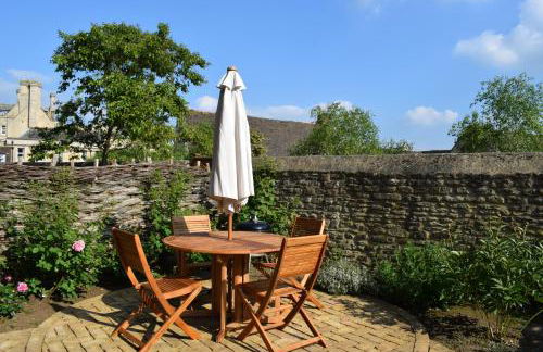 Oundle Bespoke Apartments - Photo 3