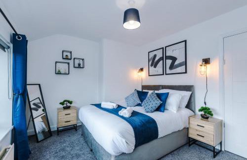 The Acacia Lodge - Beautiful & Modern 3-BR with FREE Parking - Perfect For Business or Work Stays by Parydise Properties - Foto 17