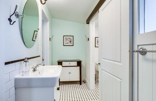 Large Group Getaway in Georgetown with Private Pool! - Foto 31