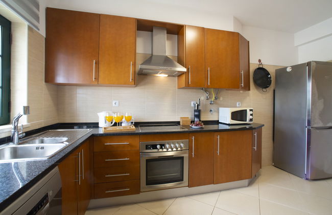 3 bedroom House in Albufeira with swimming pool and garden - Photo 7