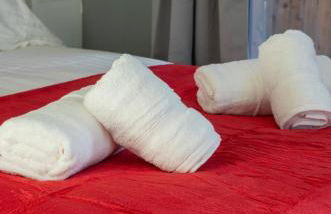 Spacious 2-Bed House, Free Parking, Fast Wi-Fi, Netflix, Contractors Welcome - Photo 22