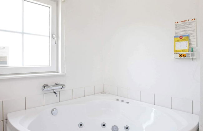 8 Person Holiday Home in Brenderup Fyn-by Traum - Foto 5