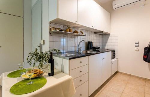 Kitries Summer Getaway - Eden Seaside Suite - Photo 17