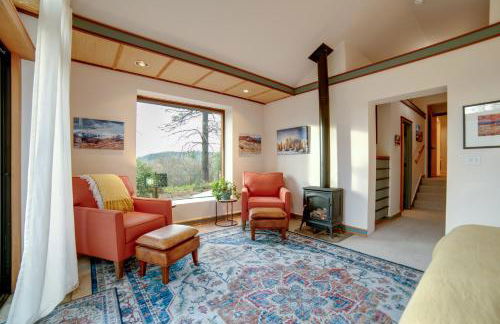 On 10 Acres! Serene Nevada City Retreat with Hot Tub - Foto 12