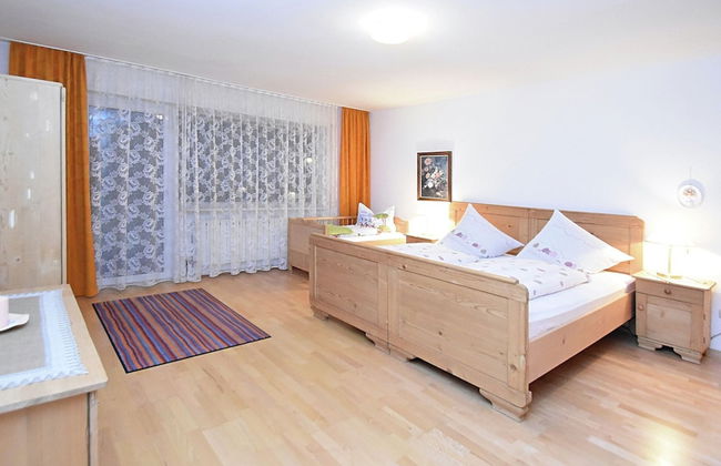 Welcoming Chalet Near Forest in Rohrnbach - Foto 2