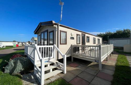 L60, Two bedroom caravan - California Cliffs, Parkdean Resort, Scratby - Sleeps 6, bed linen, towels plus Wi-Fi included - Sorry no pets - Foto 1